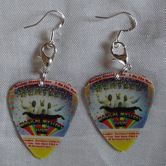 Beatles Ringo Starr Magical Mystery Tour 2-Sided Guitar Picks Zip-Pull Earrings - Picture 6 of 12
